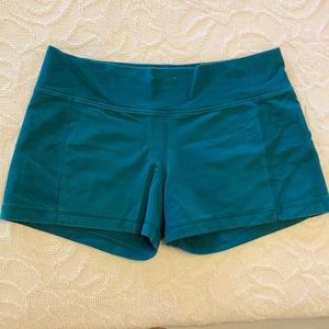 GUC soft Lulu shorts